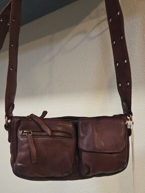 Wade Leather Sling